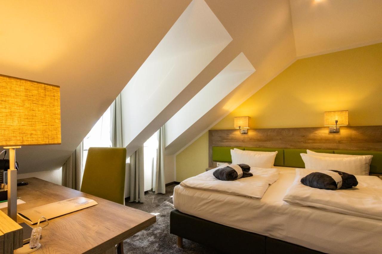 Berg & Spa Hotel Gabelbach Ilmenau Buitenkant foto