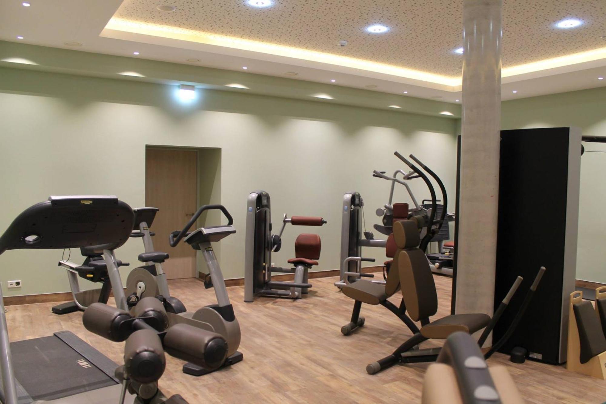 Berg & Spa Hotel Gabelbach Ilmenau Buitenkant foto