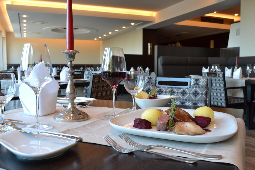 Berg & Spa Hotel Gabelbach Ilmenau Buitenkant foto